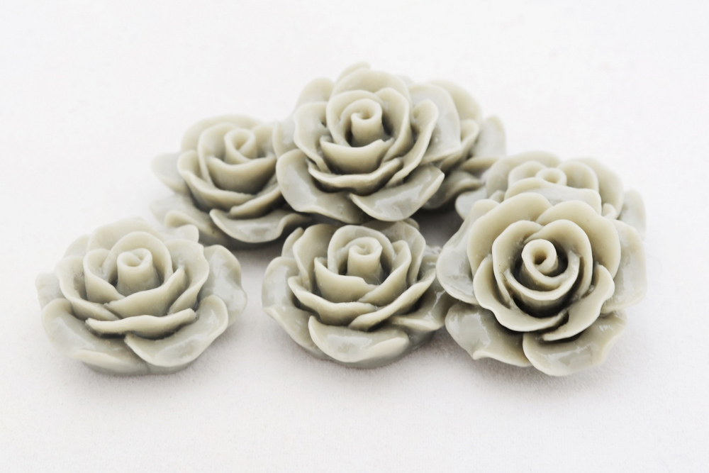 Rose aus Kunstharz Graubeige, 20mm