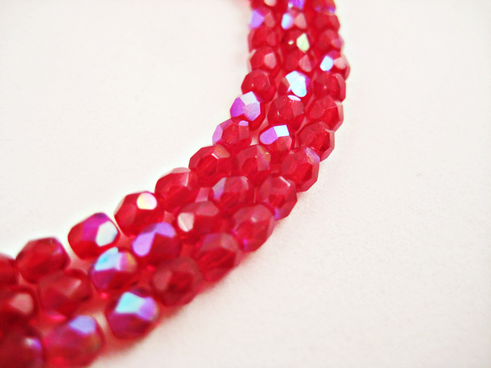 Glasperlen 4mm Rubinrot – Bild 3