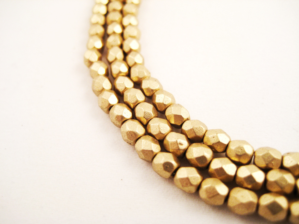 Glasperlen 4mm Gold – Bild 2
