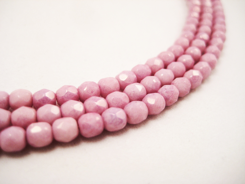 Glasperlen 4mm Altrosa – Bild 3