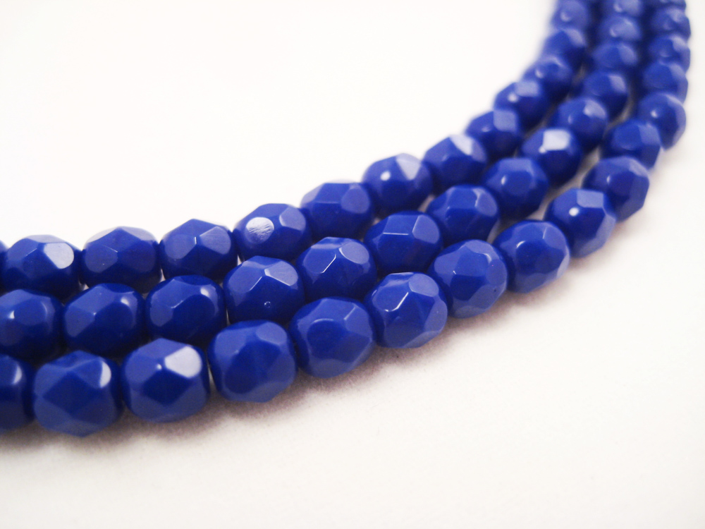 Glasperlen 4mm Blau – Bild 3