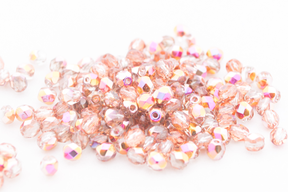 Glasperlen 4mm Pink Regenbogen