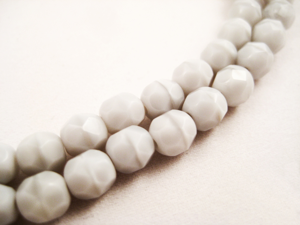 Glasperlen 6mm Hellgrau – Bild 3