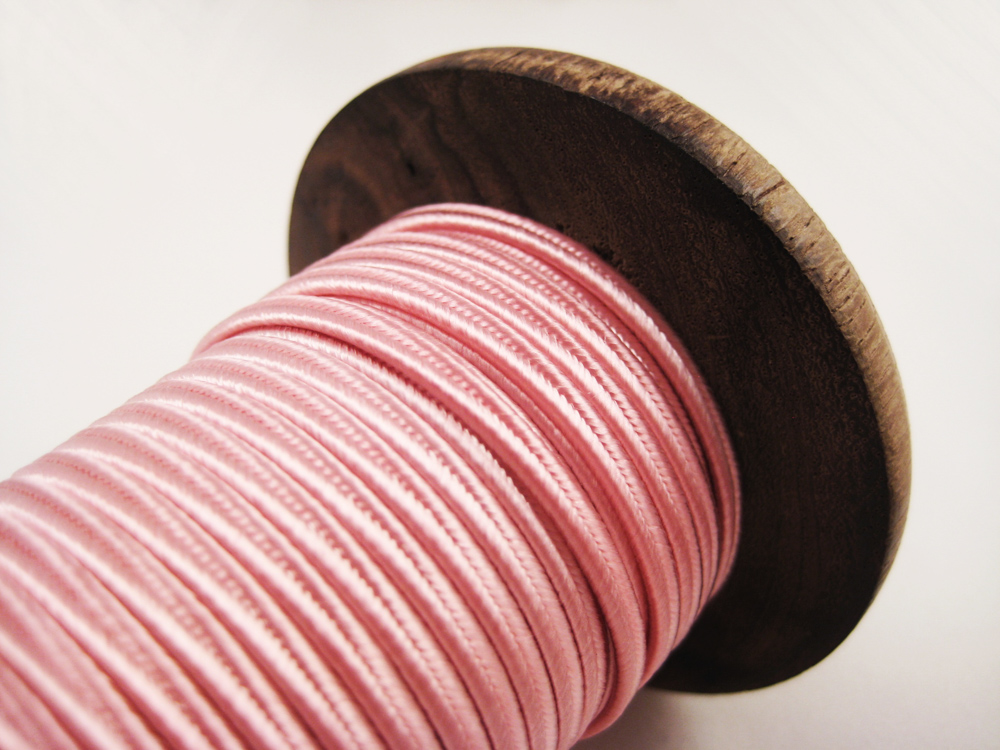 Soutache Band Dunkelrosa – Bild 3