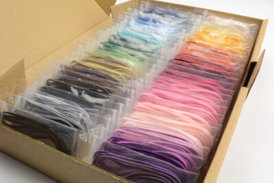 Soutache Paket PEGA 52 Farben mal 1 Meter